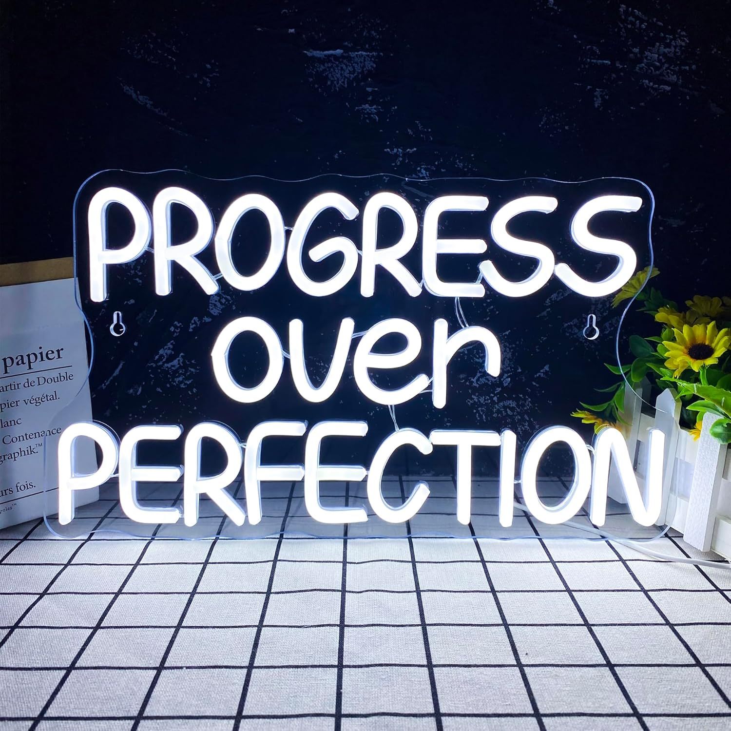 Progress Over Perfection LED N - Home Gym Neon Sign recension och pris
